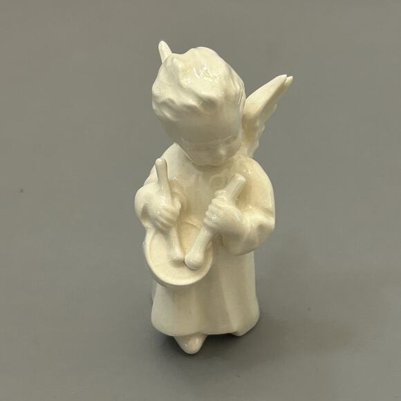 Goebel Angel Cherubs Horn Flute Instruments Figurine W. Germany Set of 4 Vintage - Picture 9 of 10